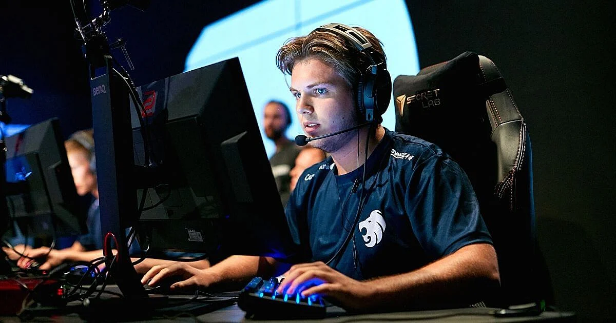 Kjaerbye to Reportedly Replace 16-Year-Old Bymas in FaZe Clan