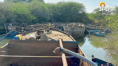 Sand Excavation Boat 