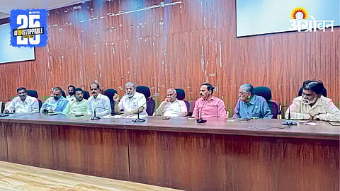 Discussion with Workers