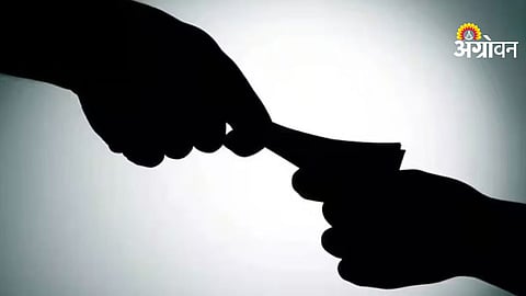 Agri supervisor Ishwar Savkare arrested by ACB for demanding bribe in Malkapur