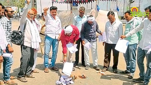 Swabhimani Shetkari Sanghatana Protest
