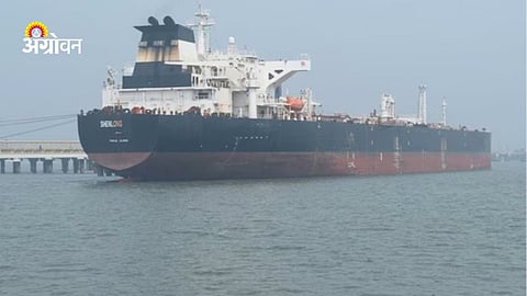 Iran allows Indian oil tankers through Strait of Hormuz