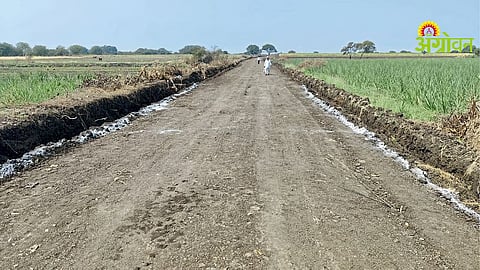 State-Level Meet to Address Farm Road Issues in Maharashtra