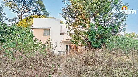 Rural health center closed for years India village issue