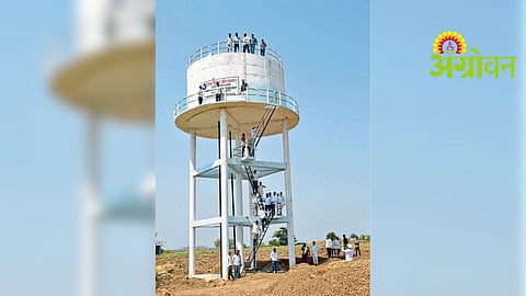 Sholay Style’ Protest