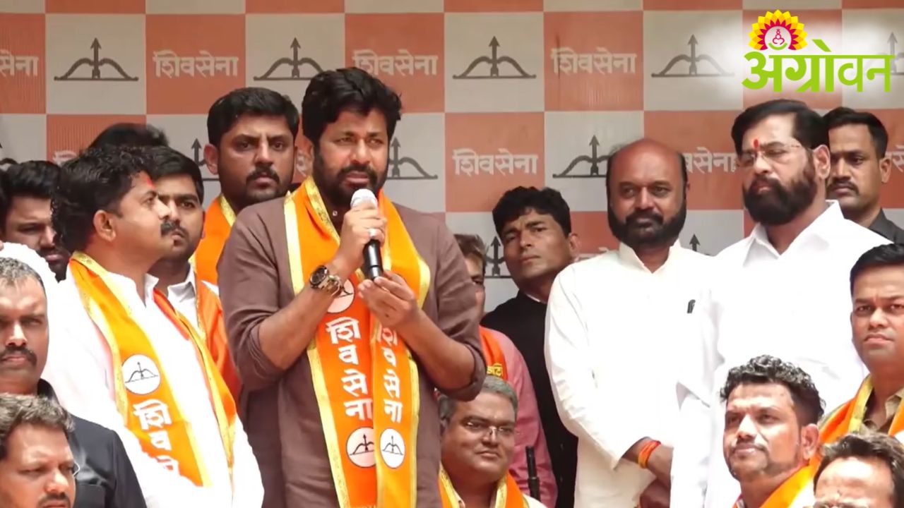 Bacchu Kadu Joins Shiv Sena