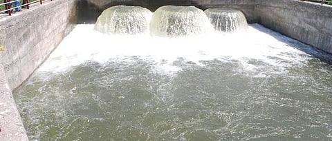 Daily extraction of one pound TMC of water from Mahisal, Tembhu schemes