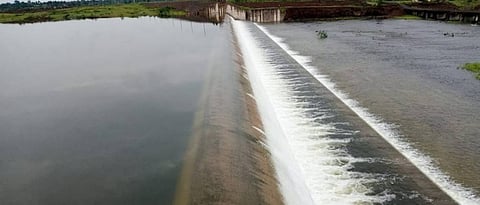 In the eastern part of Nashik Manikpunj Dam full