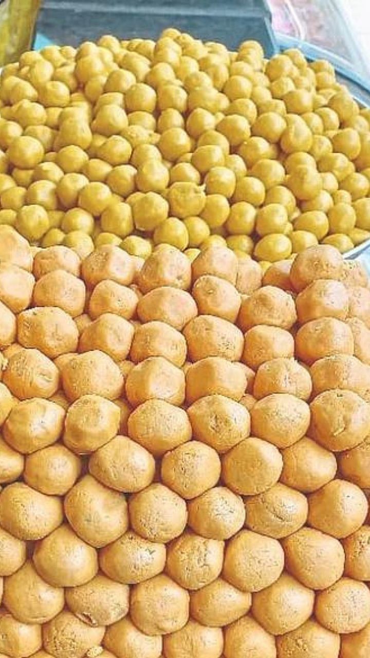famous pedha from pandharpur। Pandharpur peda : लई भारी... जिभेवर ...