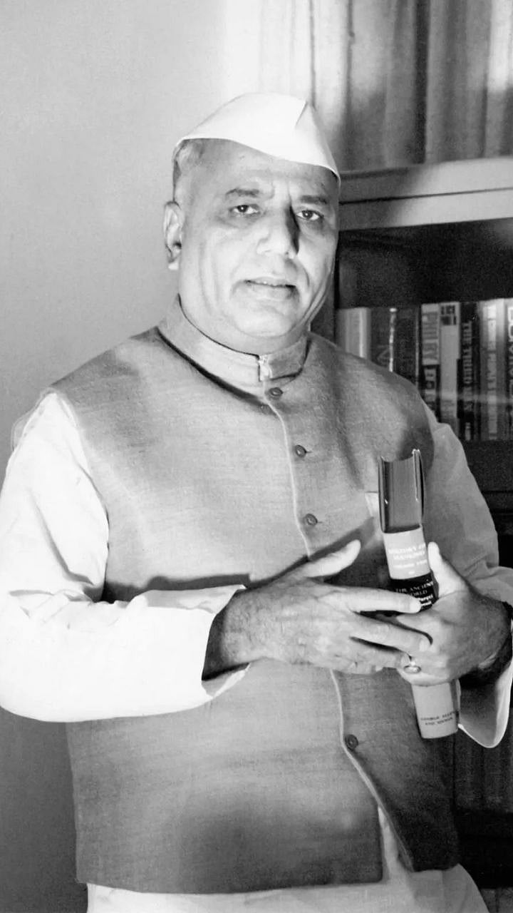 Yashwantrao Chavan : महाराष्ट्राचे राजकीय विद्यापीठ यशवंतराव चव्हाण ...