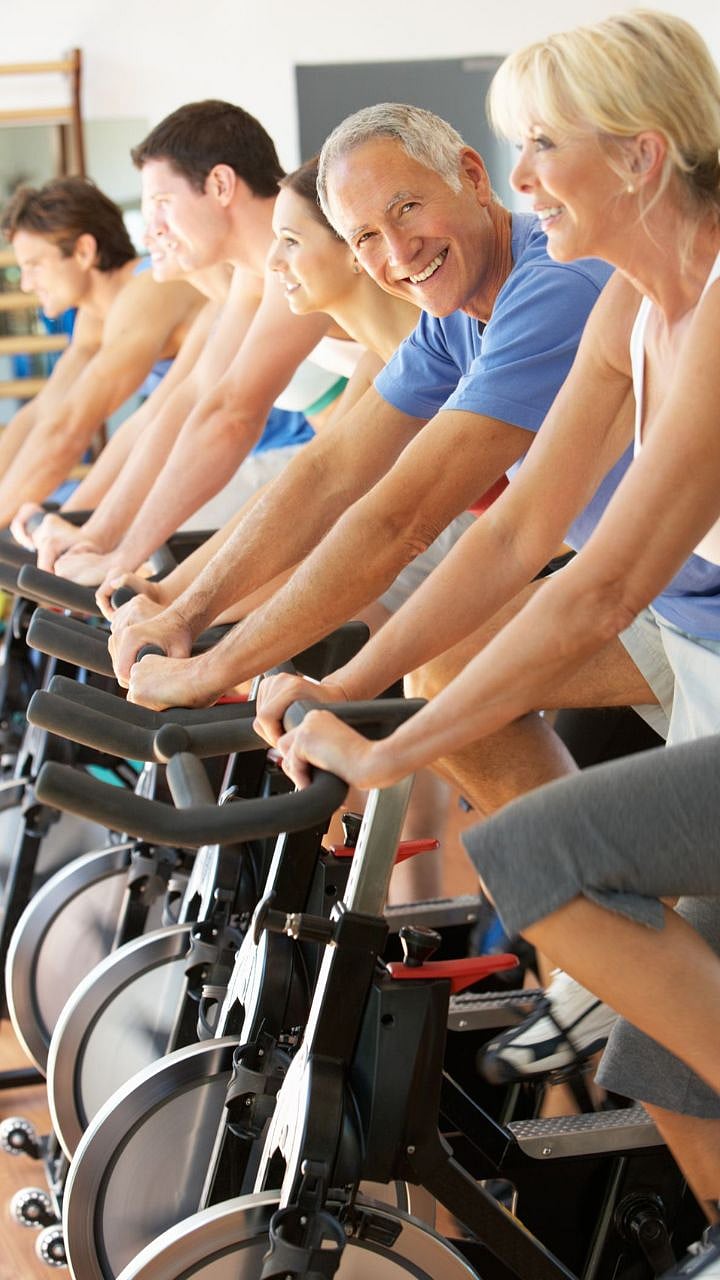 Weight Loss Myths : 5 खोट्या समजुती ज्या तुमचं वजन कमी होऊ देत नाहीत 4 Weight Loss Myths