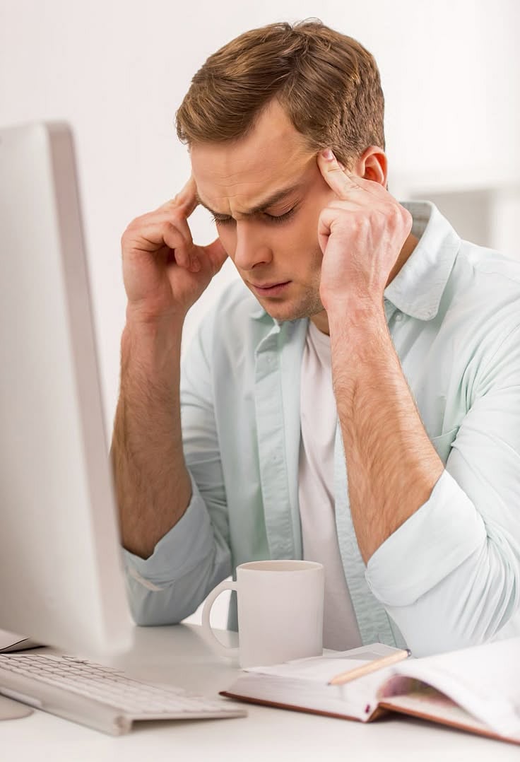 Migraine Natural Remedies : मायग्रेनची समस्या होईल झटक्यात दूर, करा 'हे' उपाय