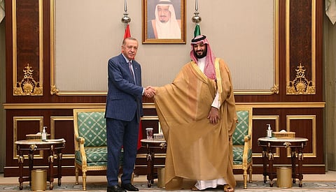 في اتصال مع ولي العهد.. الرئيس التركي يطمئن على صحة خادم الحرمين

