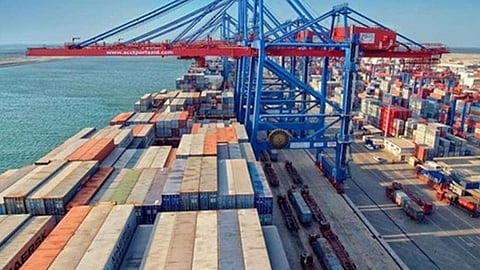 خطوات للحصول على «إذن فسح جمركي»