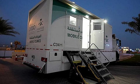 تزامنًا مع مونديال قطر.. مستشفى سلوى العامّ يدشن عربة العيادات المتنقلة
