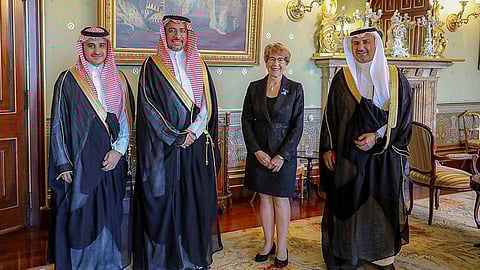 الخريف يبحث التعاون مع حاكمة ولاية ساوث ويلز الأسترالية ويزور بورصة سيدني 
