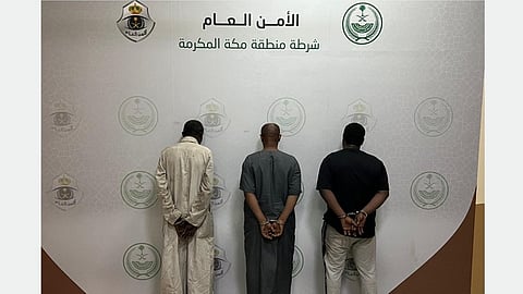 ضبط 3 لصوص بجدة 