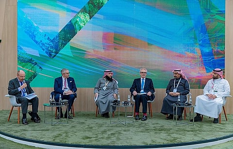 جانب من فعاليات اليوم الأول لمؤتمر التعدين الدولي