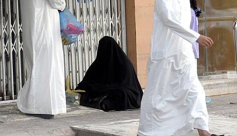 التسول -أرشيفية