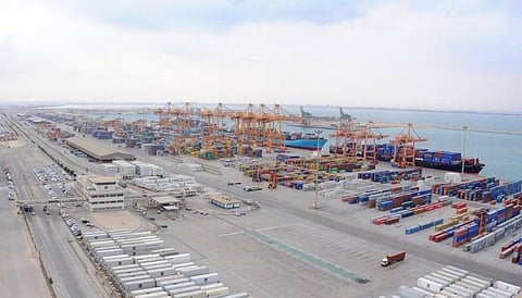 ميناء الملك عبدالعزيز بالدمام