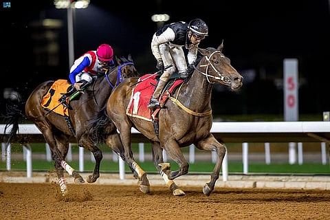 بالصور.. «غلا لولوة» تحقِّق كأس الـ1000 ضمن موسم سباقات الرياض 2023