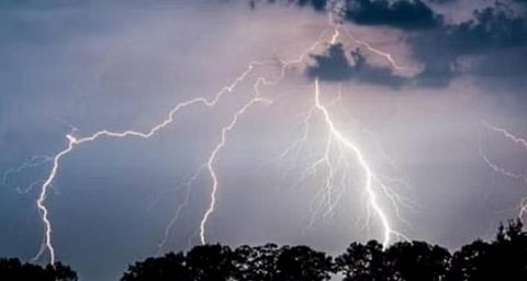 أمطار رعدية