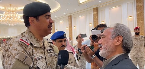 لقاء قائد المنطقة الغربية والقائم بأعمال السفارة الإيرانية