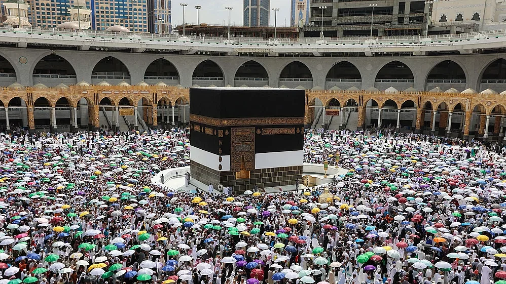 المستلزمات الطبية اللازمة في حقيبة الحاج