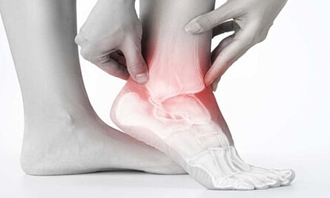 أسباب ألم الكاحل