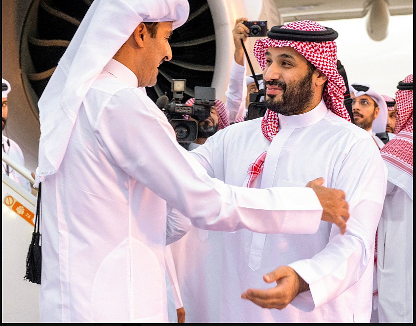 ولي العهد يستقبل أمير قطر