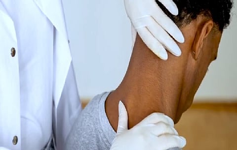 طقطقة الجسم