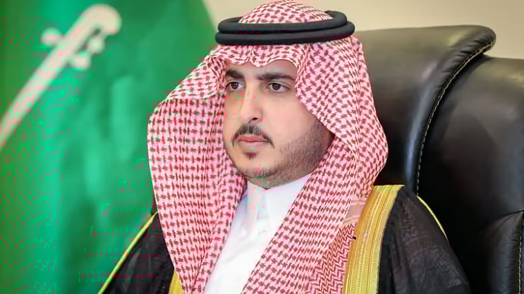 أمير الجوف يوجه بتمديد استقبال المشاركات في جائزة التميز والإبداع لمدة شهر