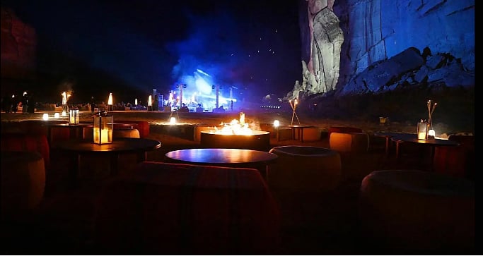  ليلة العلا الشعرية فعالية تجمع المواهب الشعرية والفنية وسط الطبيعة