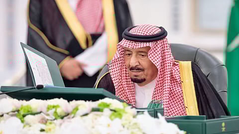 خادمِ الحرمينِ الشريفينِ الملكِ سلمانَ بنِ عبدالعزيز آل سعود