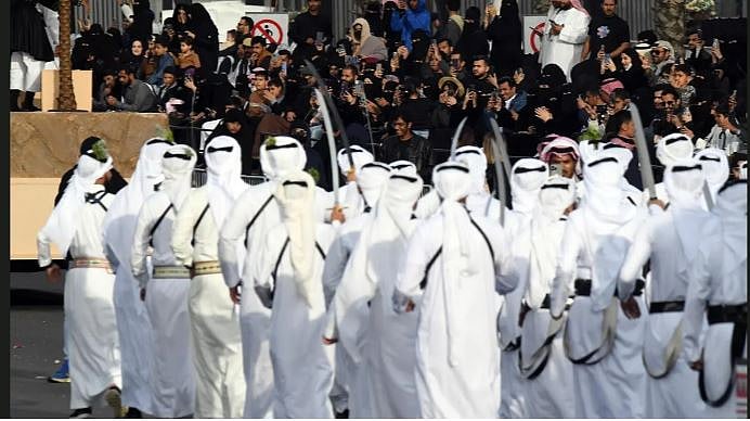  هيئة المسرح تطلق مهرجان قمم الدولي للفنون الأدائية الجبلية الثالث في عسير