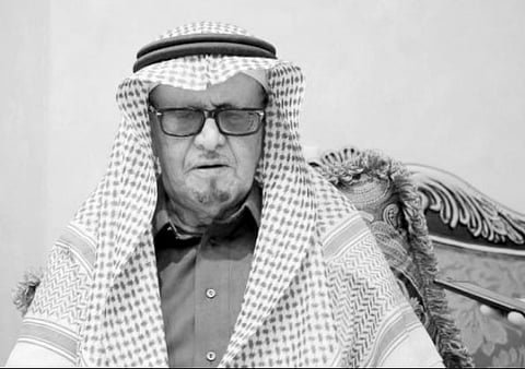 الفنان الراحل عبدالعزيز الهزاع
