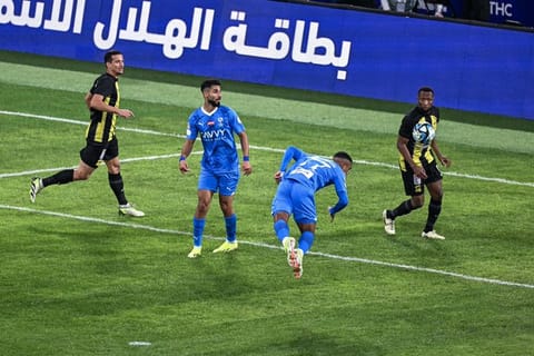 الهلال يفوز على الاتحاد