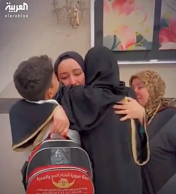 الأم السورية وأبنائها