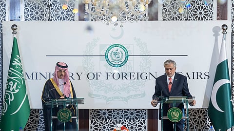 جانب من مؤتمر وزير الخارجية ونظيره الباكستاني