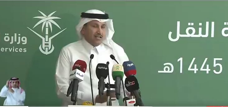 توفير خدمة «التاكسي الطائر» وتوصيل الطلبات للحجاج واستخدام تقنية جديدة للطرق