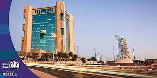 إزالة عدد من المواقع المخالفة وغير المرخصة بنطاق “العزيزية”