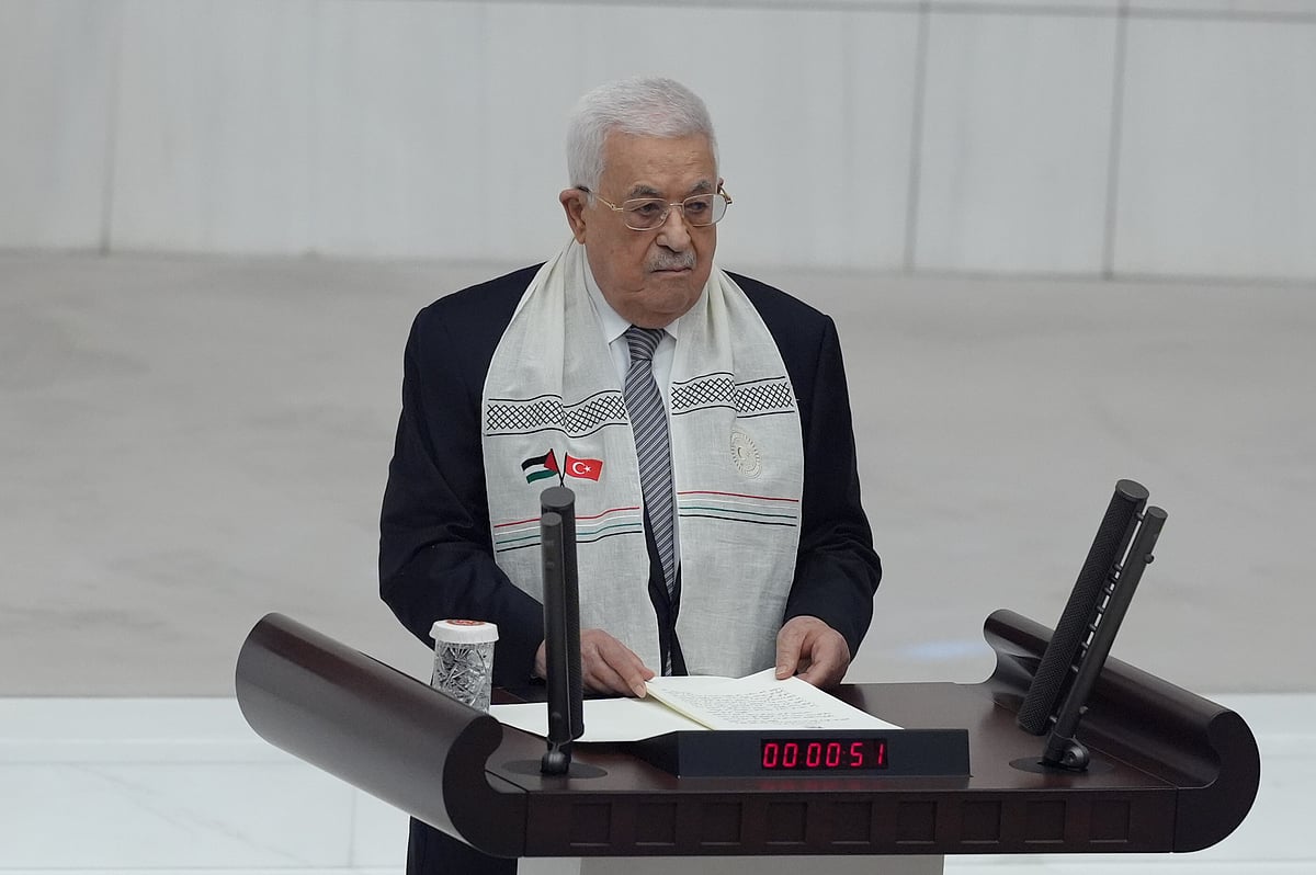 رئيس دولة فلسطين يطالب بوقف فوري للعدوان الإسرائيلي على قطاع غزة