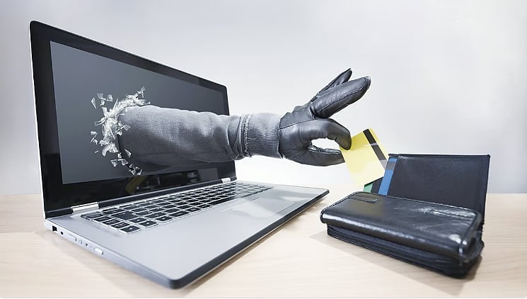 3 معلومات على البطاقة الائتمانية كافية لوقوع الأشخاص ضحايا للاحتيال