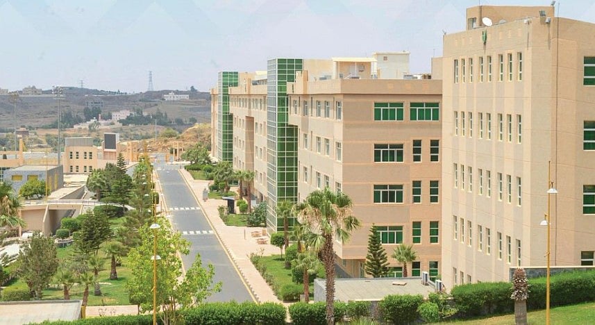 جامعة الملك خالد تختتم النسخة الثالثة من هاكاثون الاستدامة في التعليم