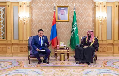 ولي العهد يبحث مع رئيس وزراء منغوليا آفاق التعاون بين البلدين