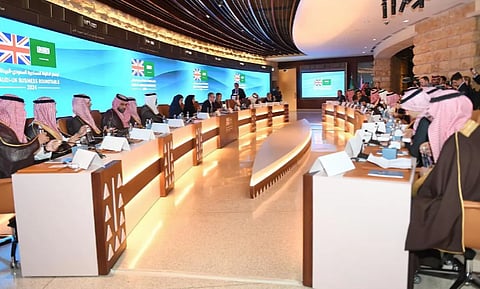 اجتماع الطاولة المستديرة "السعودي البريطاني" يبحث فرص التعاون في مختلف المجالات