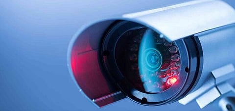 كاميرات المراقبة الأمنية