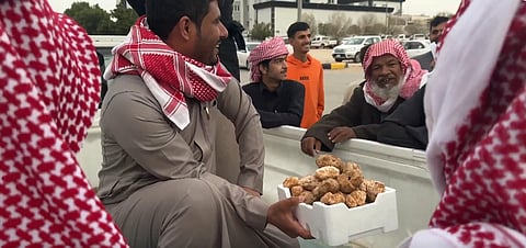 إقبال واسع على أسواق الفقع في حفر الباطن