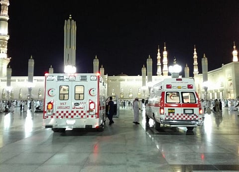 هيئة الهلال الأحمر تعلن فتح استقبال  طلبات التعاقد المؤقت.. الشروط والتخصصات المطلوبة 