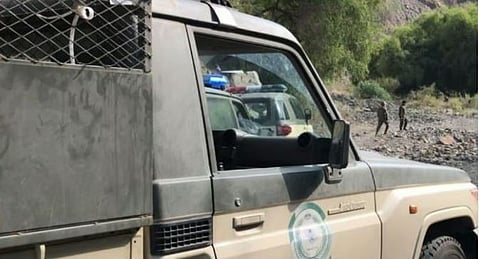 القبض على شخصين لترويجهما 29 كيلوجرامًا من الحشيش والأقراص المخدرة بجازان 